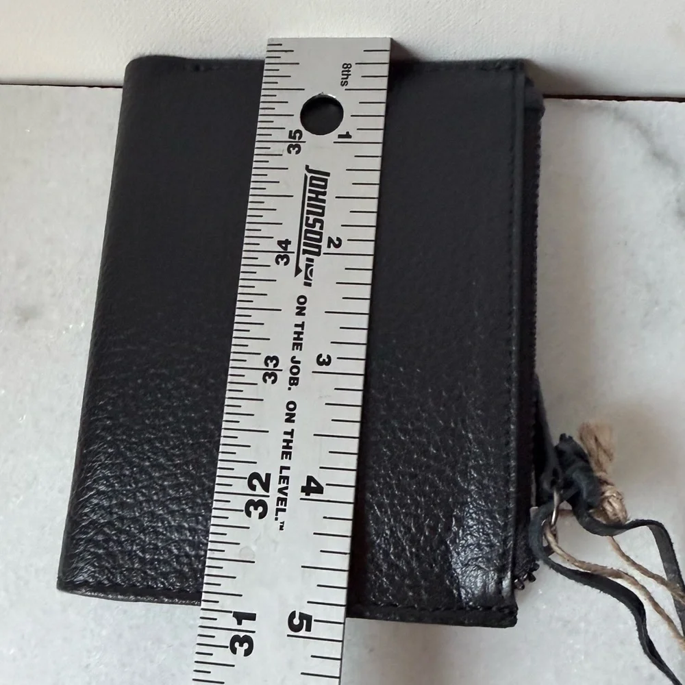 Black Leather Wallet. Unisex wallet